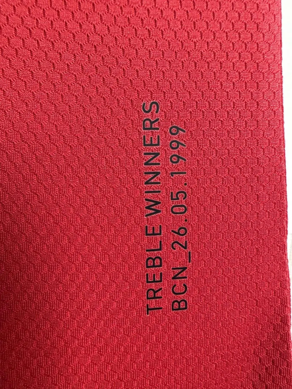 Retro Manchester United Home Football Shirt 2019-2020