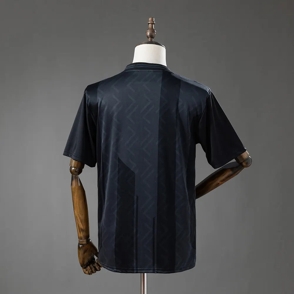 Southampton 93-95 Retro All Black Jersey
