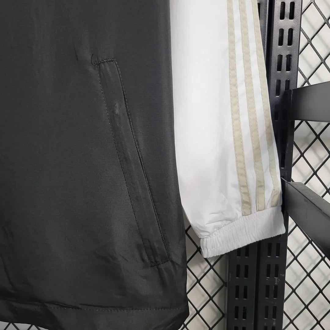 2023/2024 Juventus Windbreaker(White-Black)Football Shirt