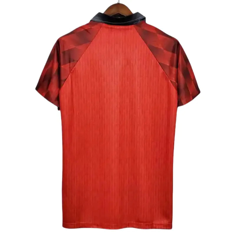 Manchester United Retro Jersey Home Shirt 1996-98