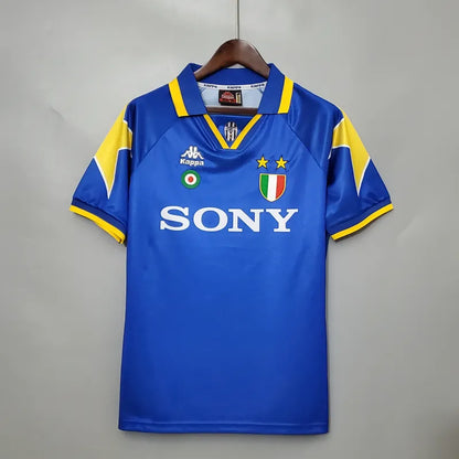 1995-96 Juventus Retro Jersey Away