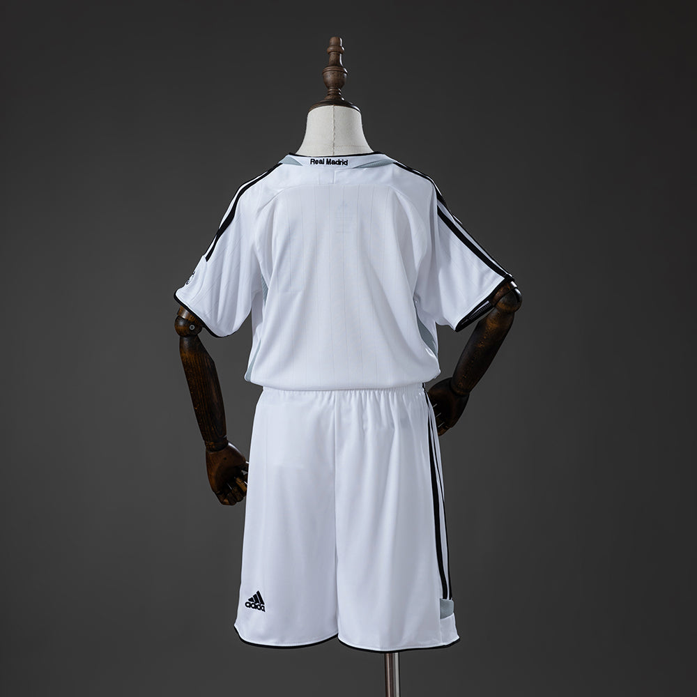 Real Madrid 06-07 Home Retro Kids Kit