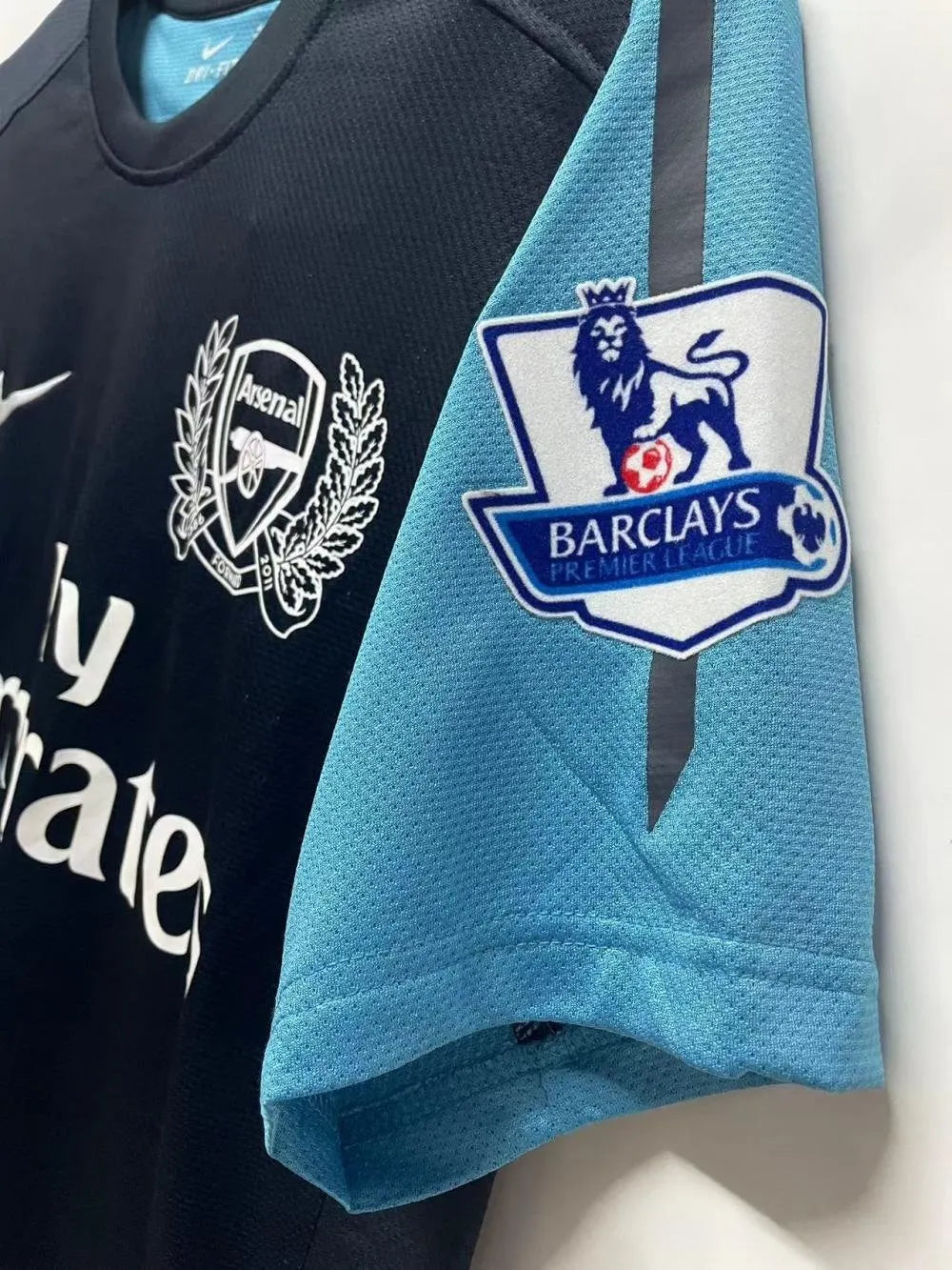 Arsenal Retro Away Football Shirt 2011/2012