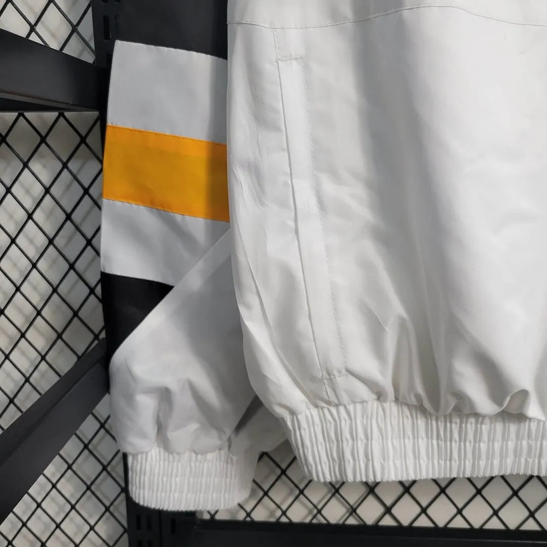 2023/2024 Juventus Windbreaker White Football Shirt