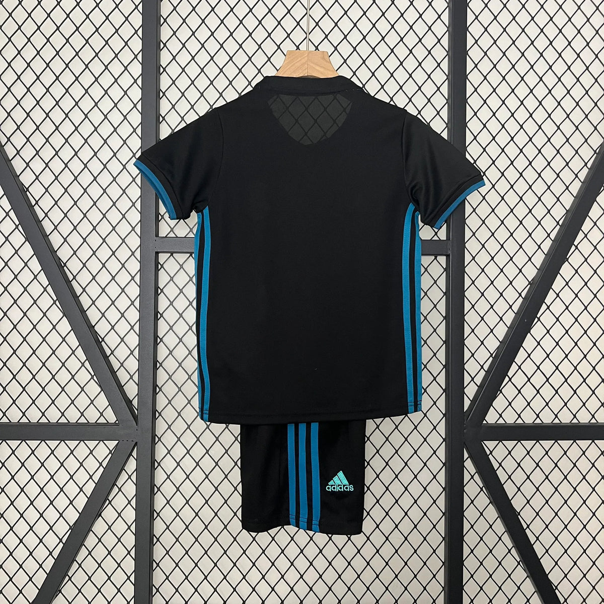 Real Madrid 17-18 Away Retro Kid Kits Youth Apparels Jersey