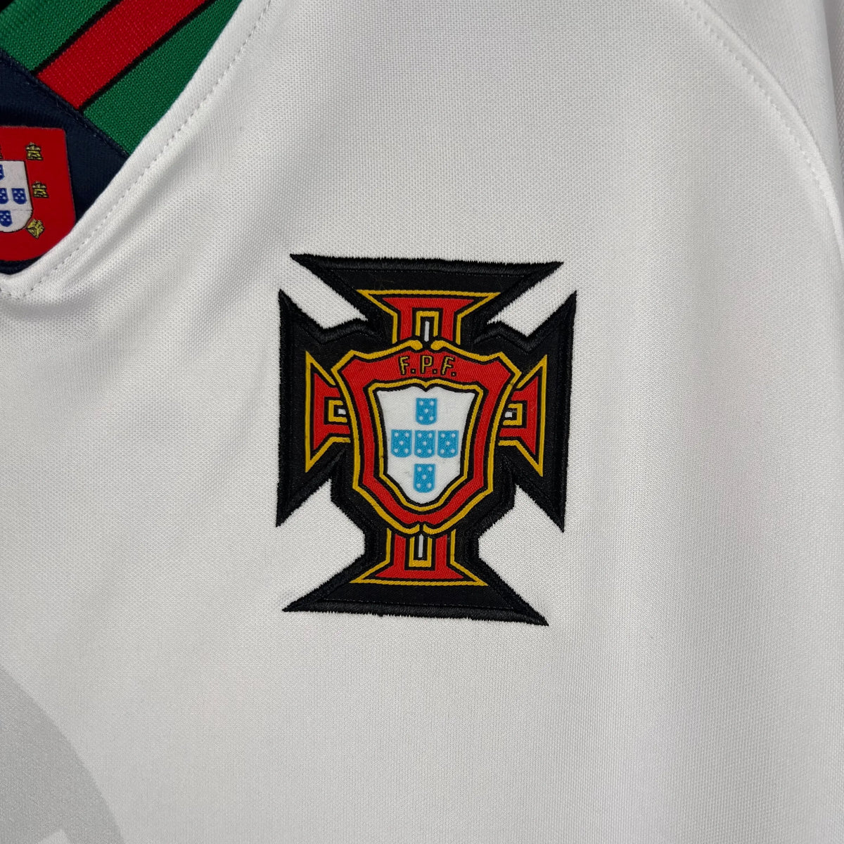 Retro Portugal 96/97 Away Jersey