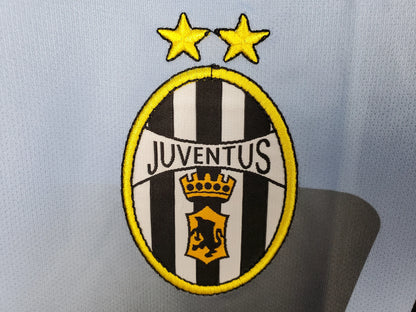 2002-03 Juventus Retro Jersey Goalkeeper Grey