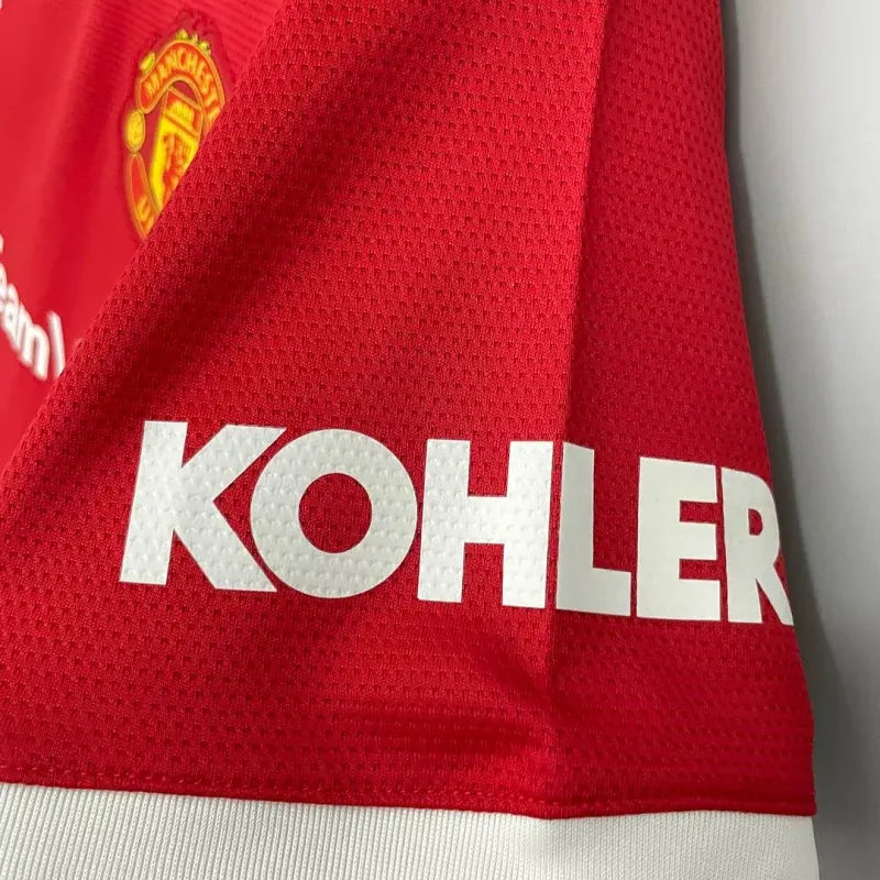 Retro Manchester United Home Football Shirt 2021/2022
