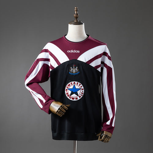 Newcastle United 95-96 Training Retro Long-Sleeve Jersey
