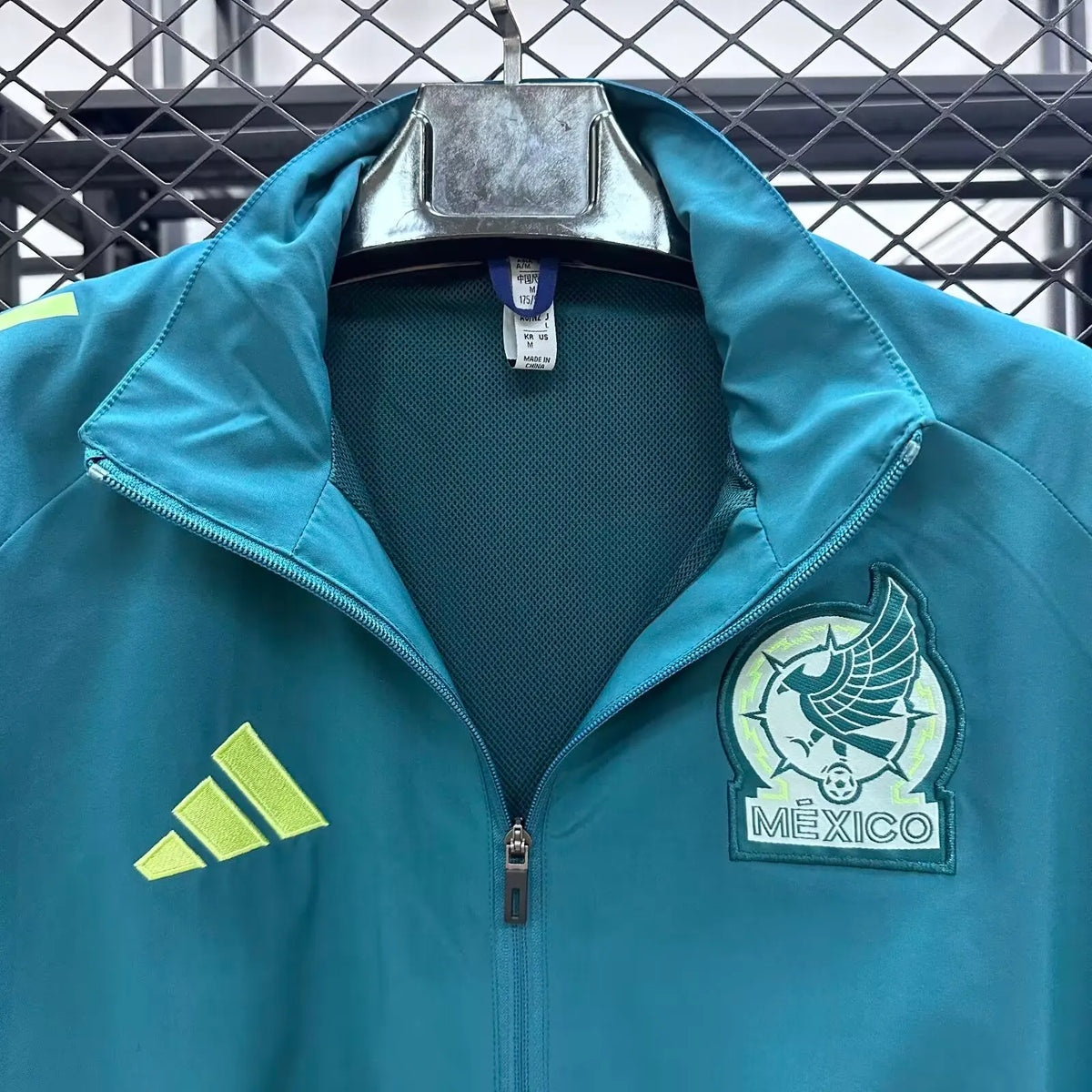 22025/2026 Mexico Windbreaker Football Shirt