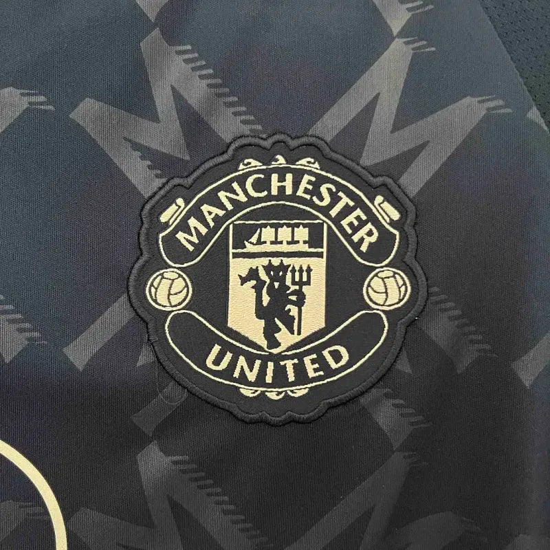B.FERNANDES #8 Manchester United Away Jersey 2024-25