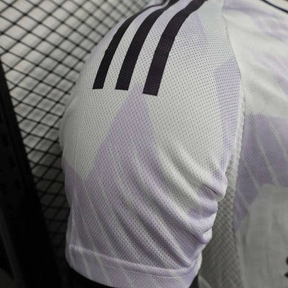 Manchester United Away Football Shirt 2025/2026 Player Version