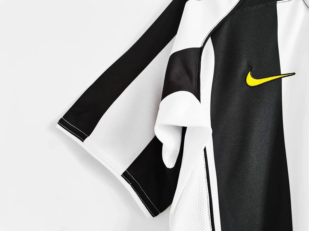 2004-05 Juventus Retro Jersey Home