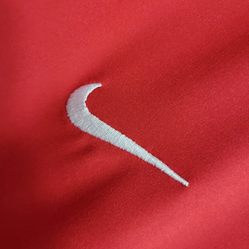 Retro Long Sleeve Manchester United Home Football Jersey 2002/2004