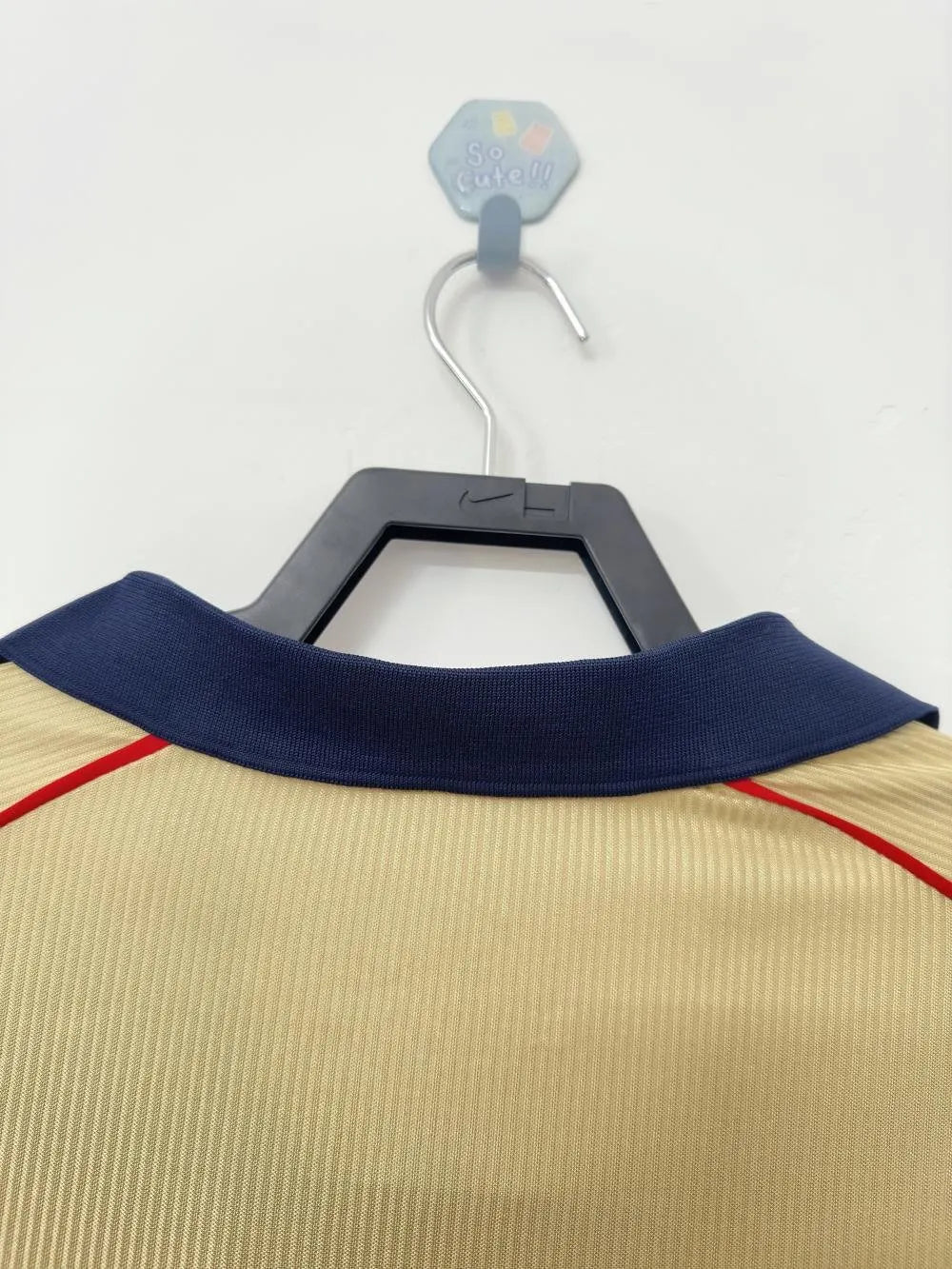 Arsenal Retro Away Football Shirt 2001/2002