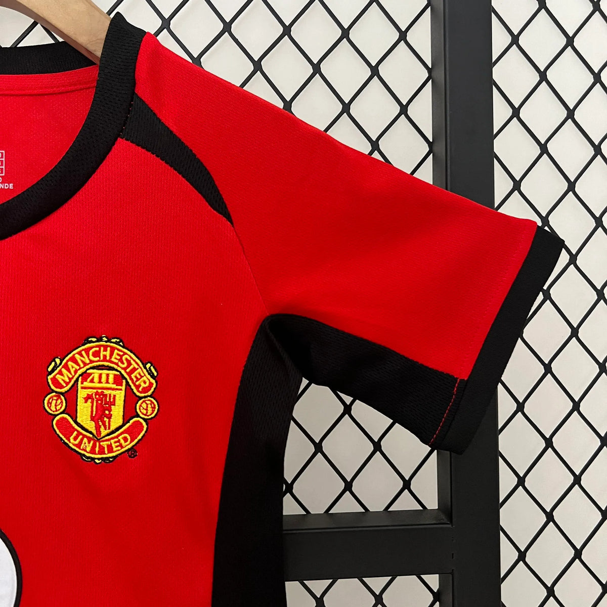Manchester United 02-04 Home Retro Kid Kits Youth Apparels Jersey