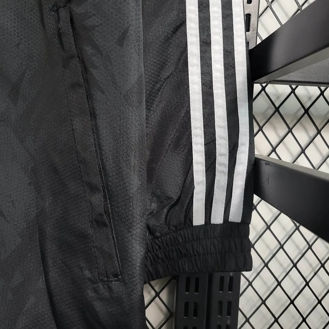 2023/2024 Juventus Windbreaker Black Football Shirt