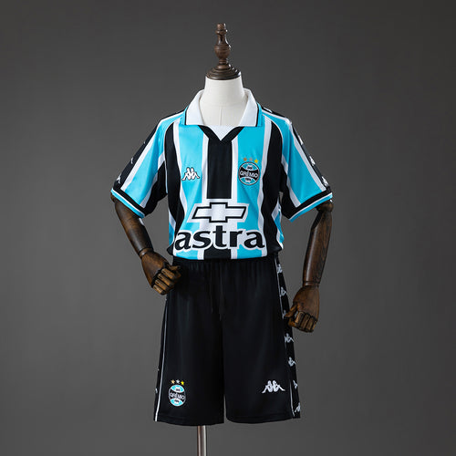 Gremio 2000 Home Retro Kids Kit