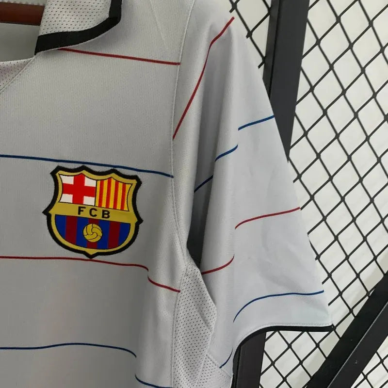 Barcelona Retro Nike Away Football Shirt 2003-04