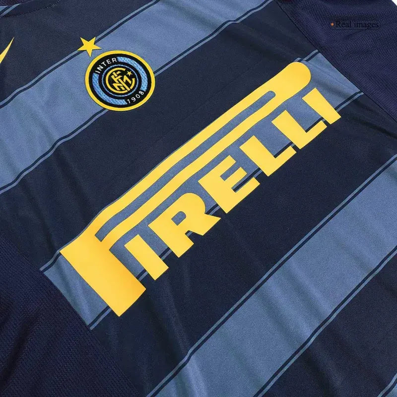 Inter Milan 2004/05 Retro Away Jersey