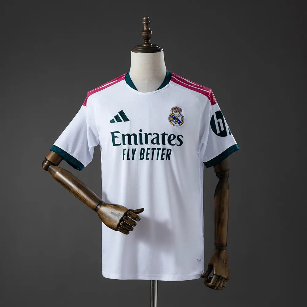 Real Madrid 26-27 Home Jersey
