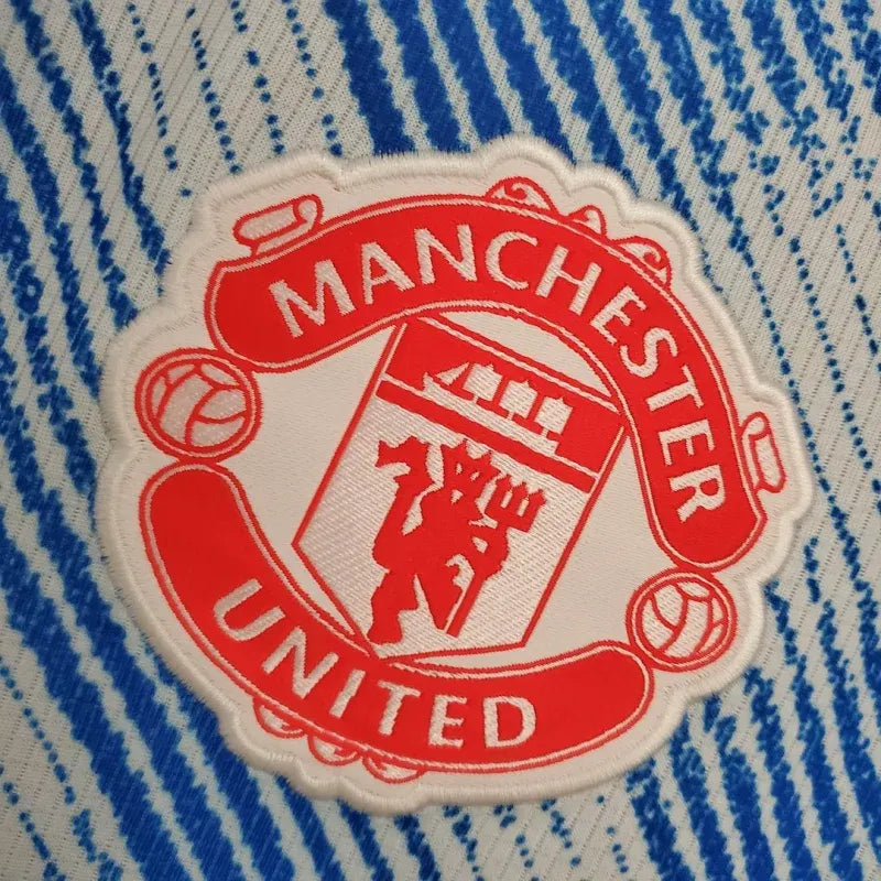 Retro Manchester United Away Football Shirt 2021/2022