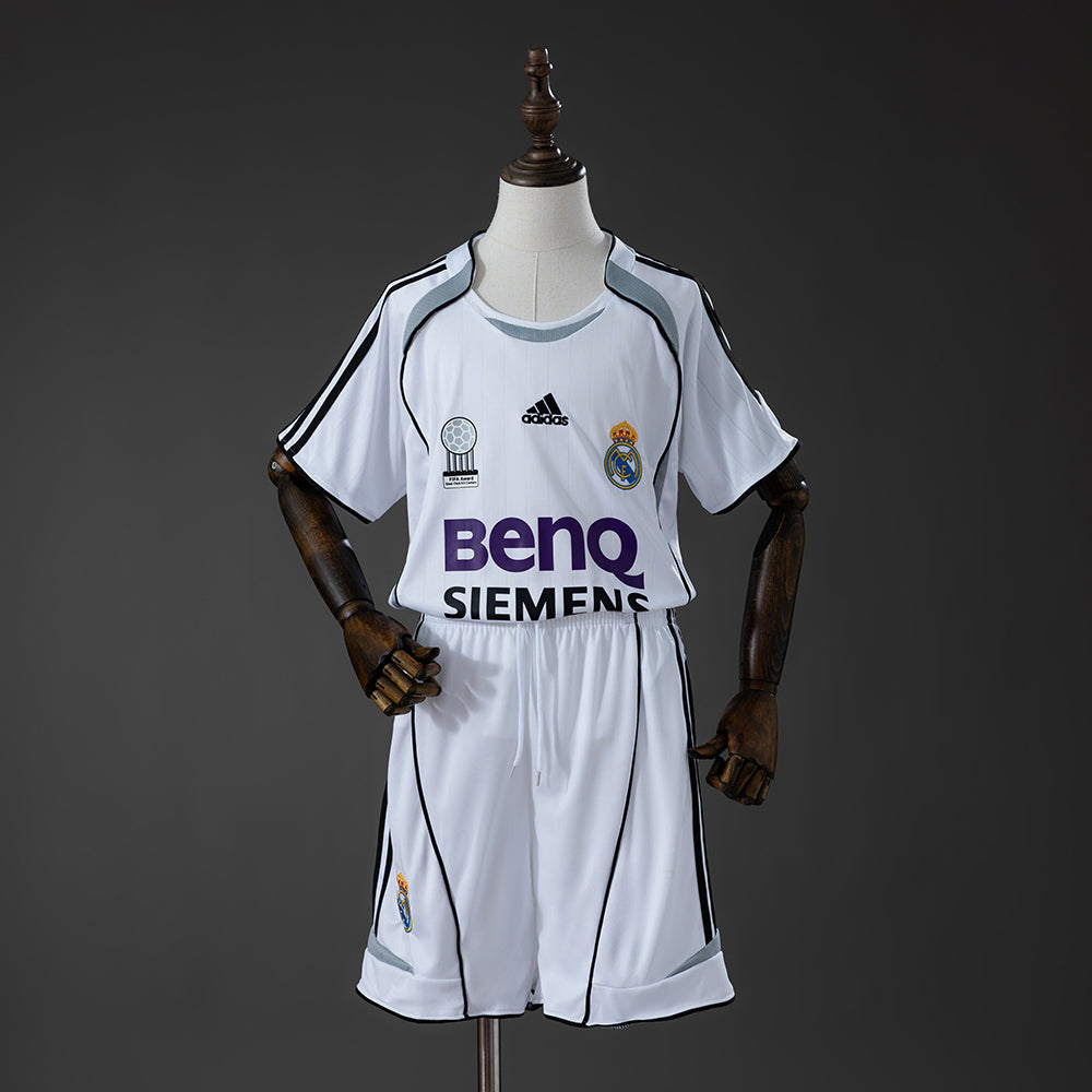 Real Madrid 06-07 Home Retro Kids Kit