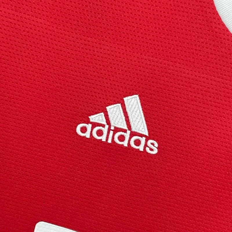 Retro Manchester United Home Football Shirt 2021/2022