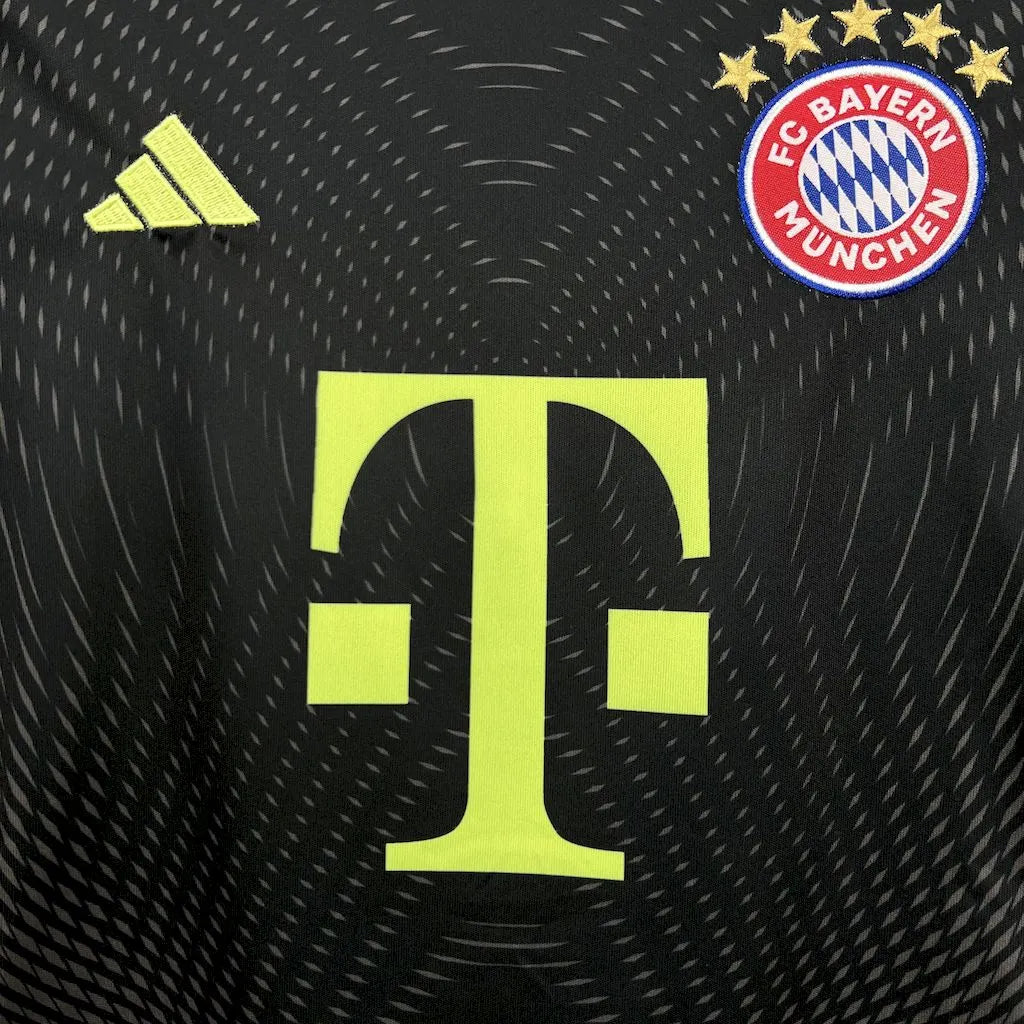 Bayern Munich 2025-26 Blackn Goalkeeper Kids Kit