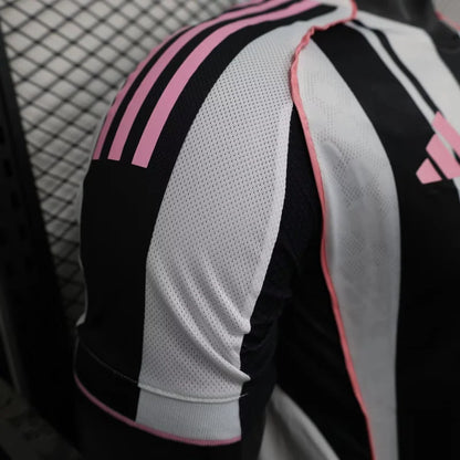Juventus Home Shirt Football jersey Player Version 2025-26
