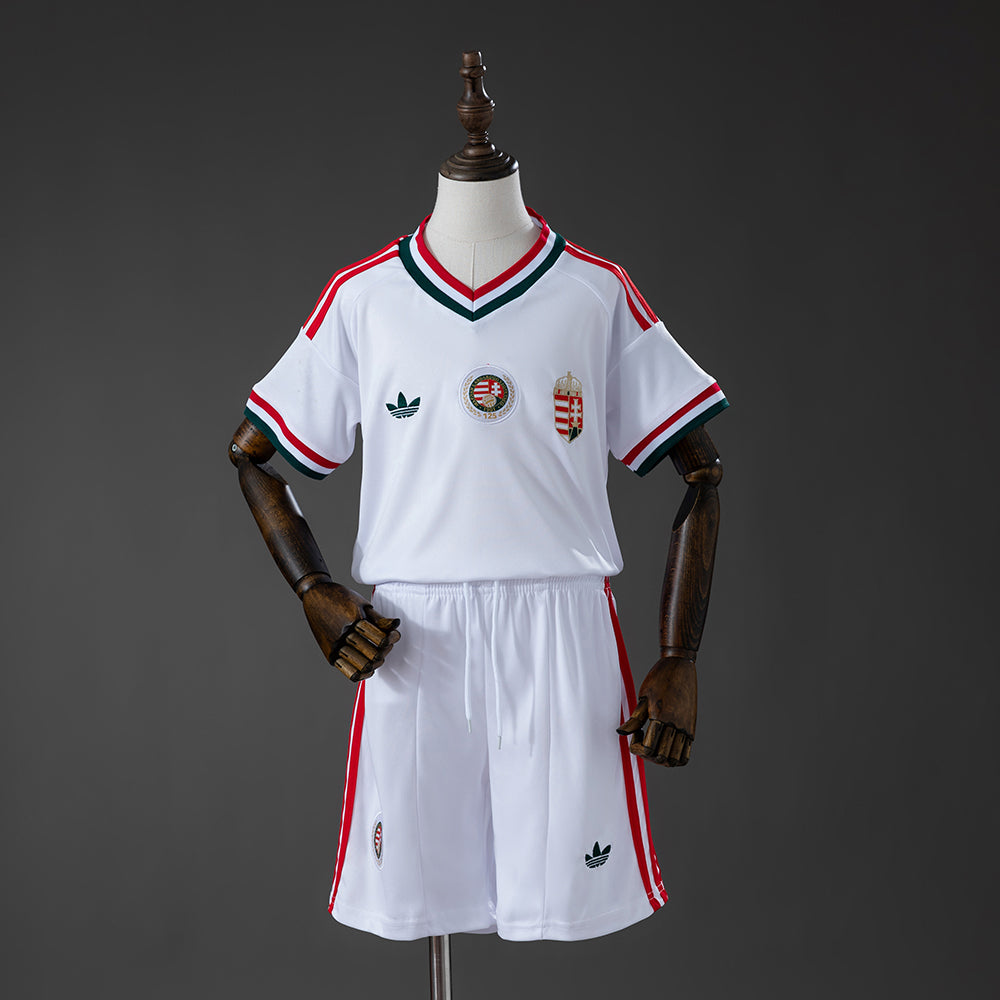 Hungary 2026 Away Kids Kit