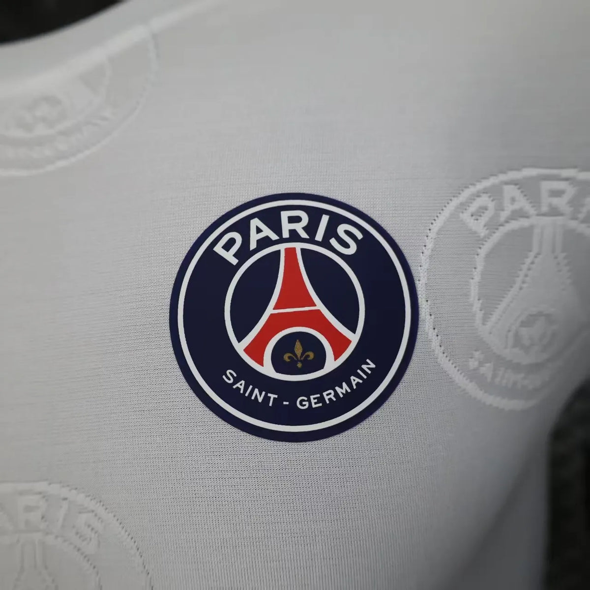 Player Version 25-26 PSG White with Embossed PSG Badge Pattern Jersey