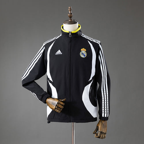 Real Madrid 06-07 Windbreaker - Black