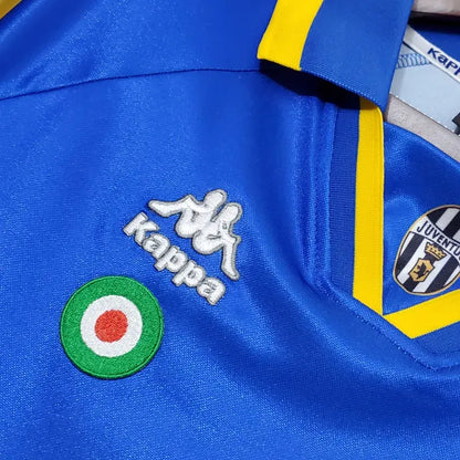 1995-96 Juventus Retro Jersey Away