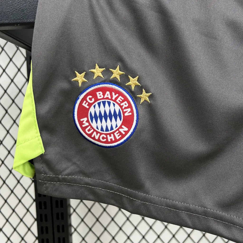 Bayern Munich 2025-26 Blackn Goalkeeper Kids Kit