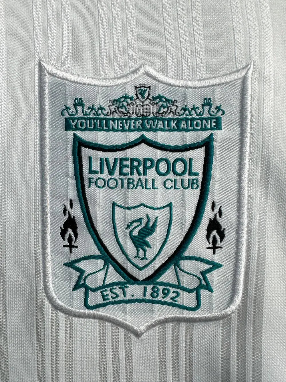 Retro Liverpool Away Football Jersey Long Sleeve 1995/1996