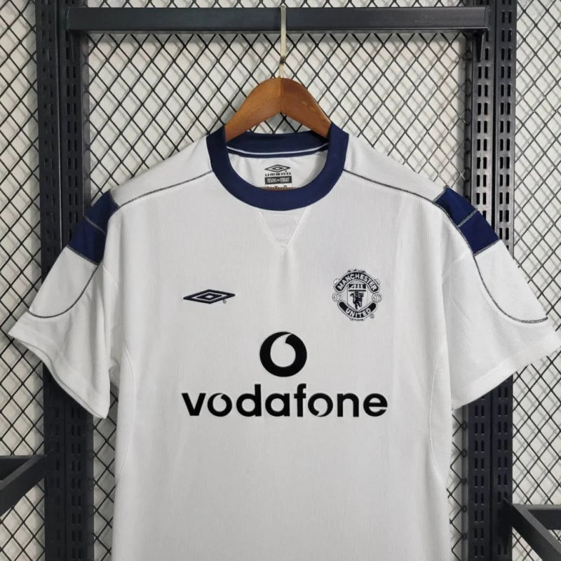 Retro Manchester United Away Football Shirt 1999/2000