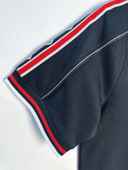 Retro Manchester United Away Football Shirt 1998/1999