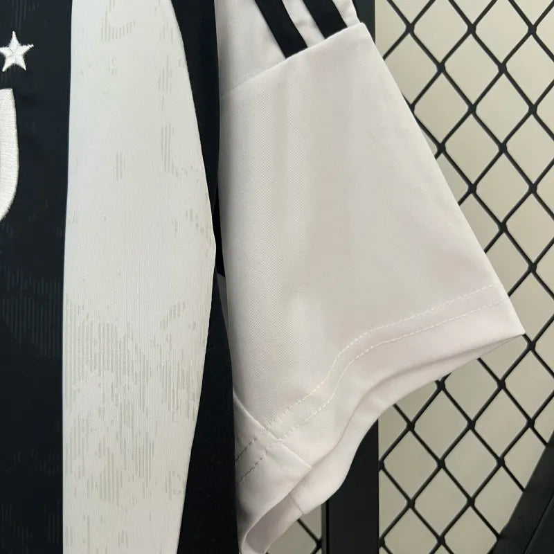 24-25 Juventus Home Replica Jersey