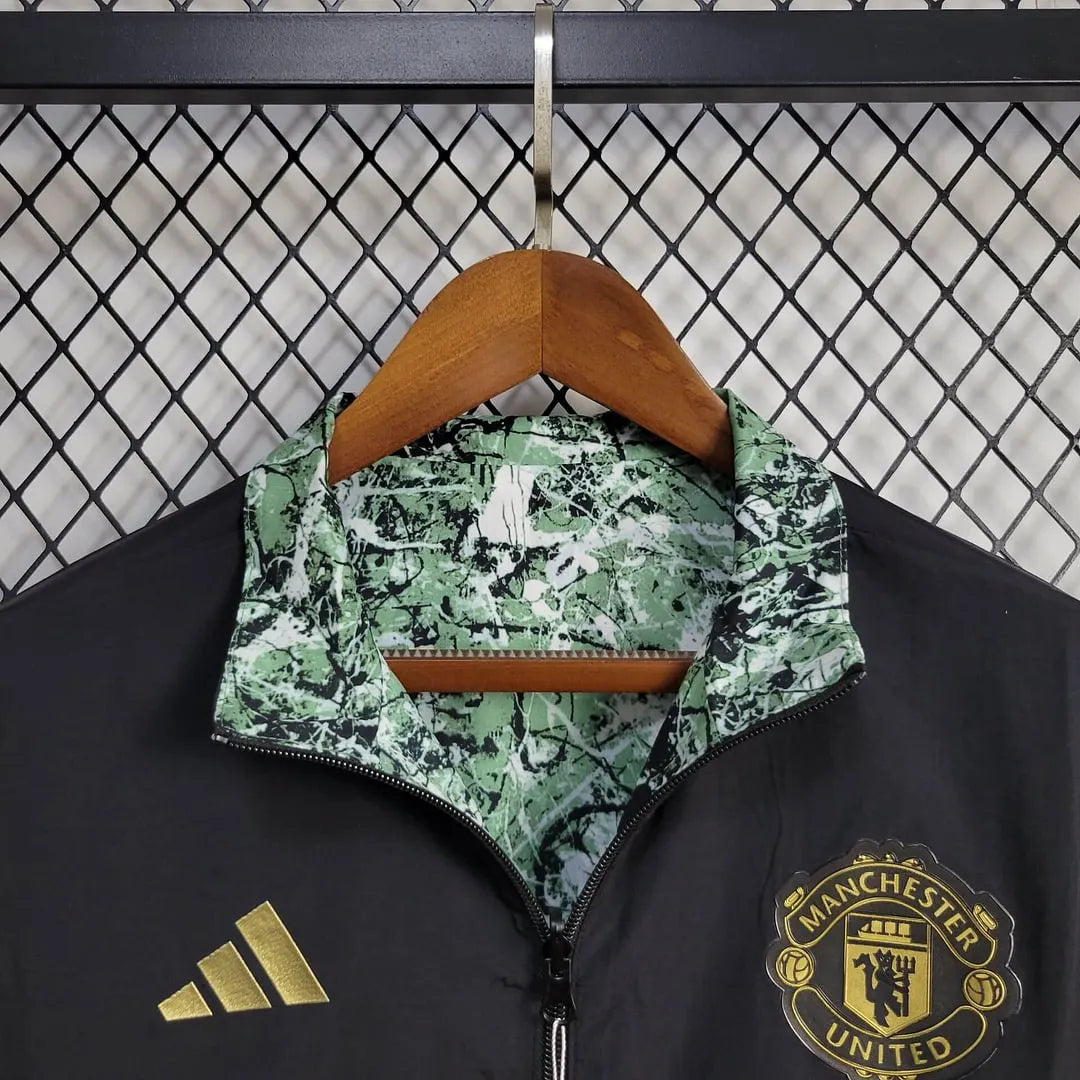 2024/2025 Manchester United Reversible Windbreaker Football Shirt