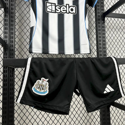 Newcastle United 2025-26 Home Kids Kit