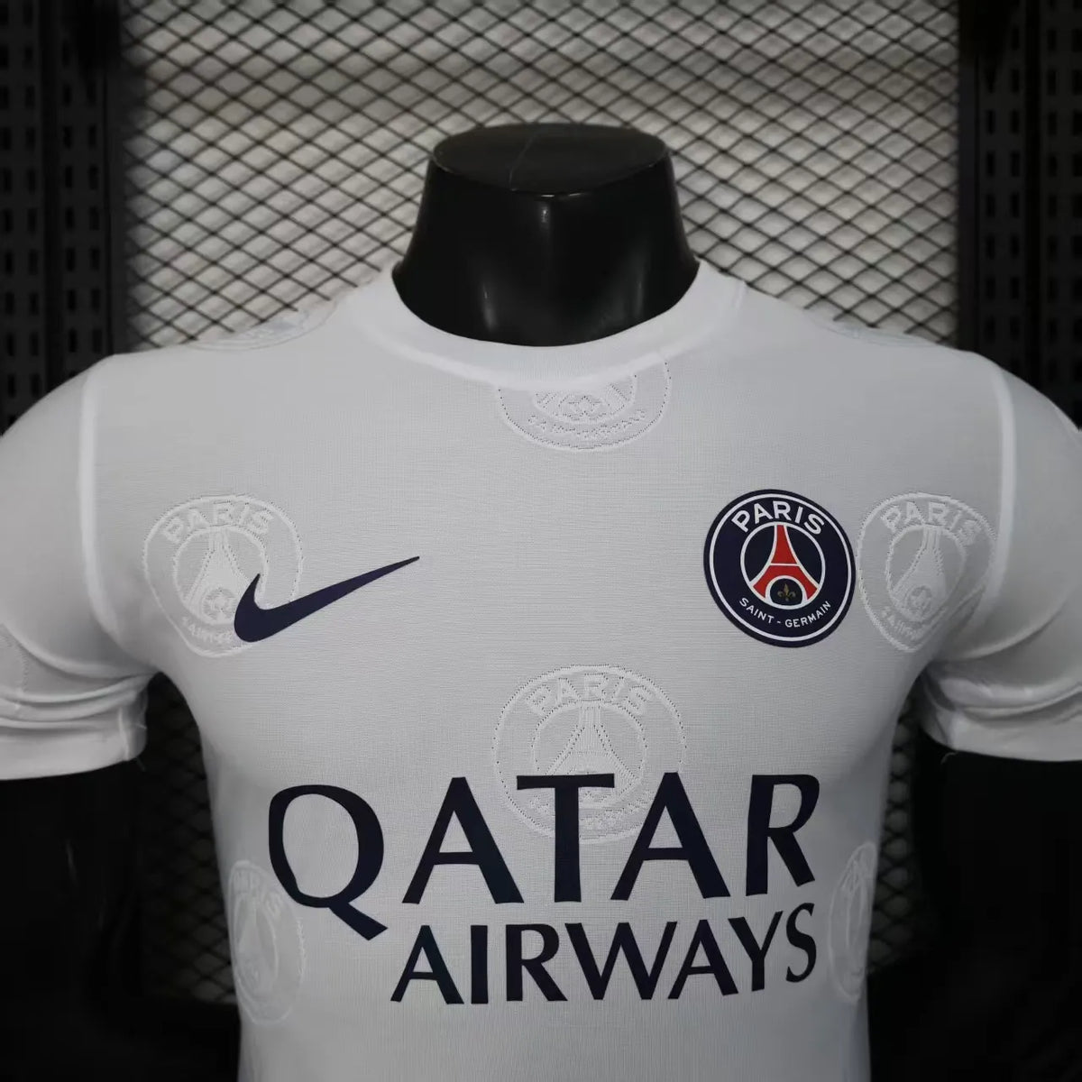 Player Version 25-26 PSG White with Embossed PSG Badge Pattern Jersey