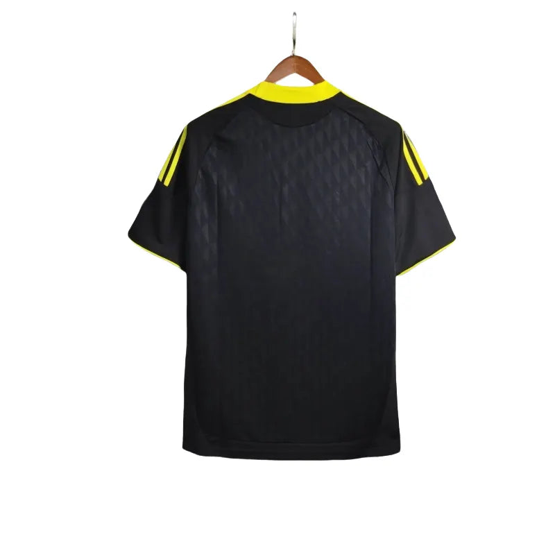 Retro Liverpool Third Away Football Shirt 2010/2011