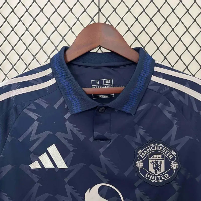 B.FERNANDES #8 Manchester United Away Jersey 2024-25