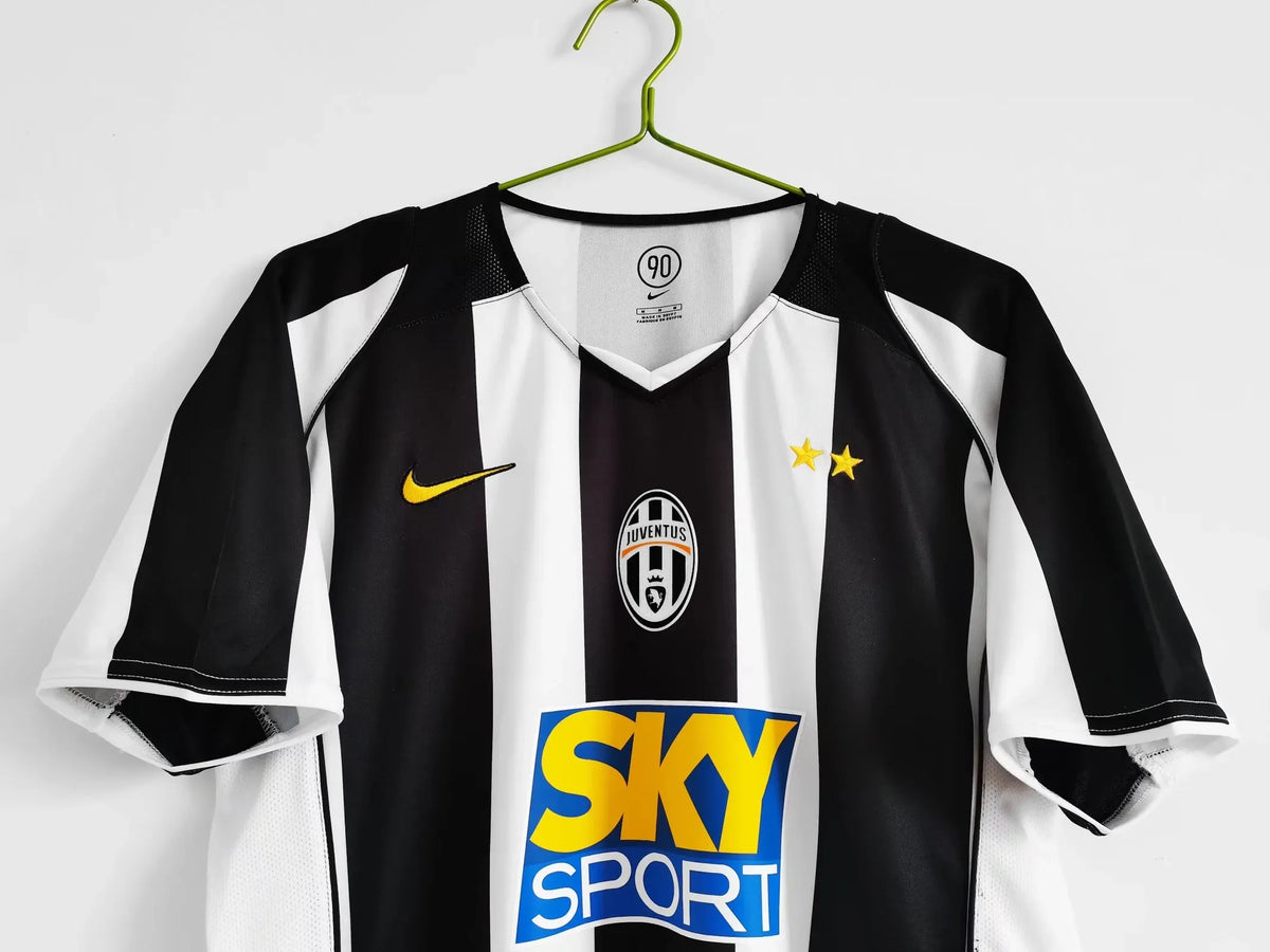 2004-05 Juventus Retro Jersey Home