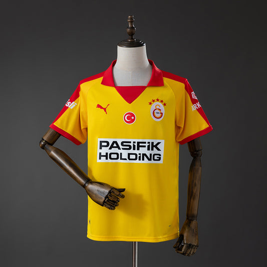 Galatasaray 25-26 Retro Edition - Yellow Jersey
