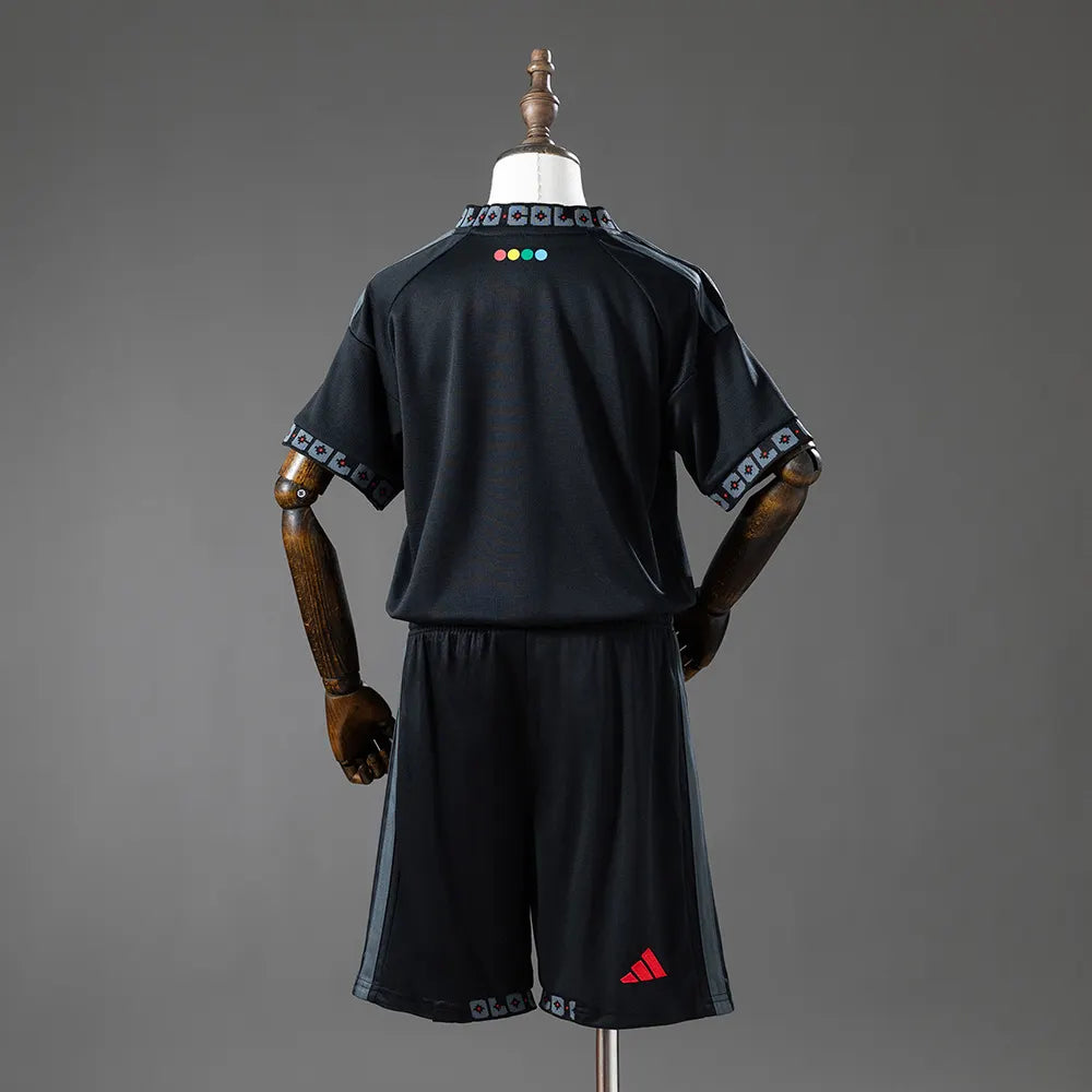 Colo Colo 26-27 Away Kids Kit