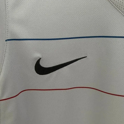 Barcelona Retro Nike Away Football Shirt 2003-04